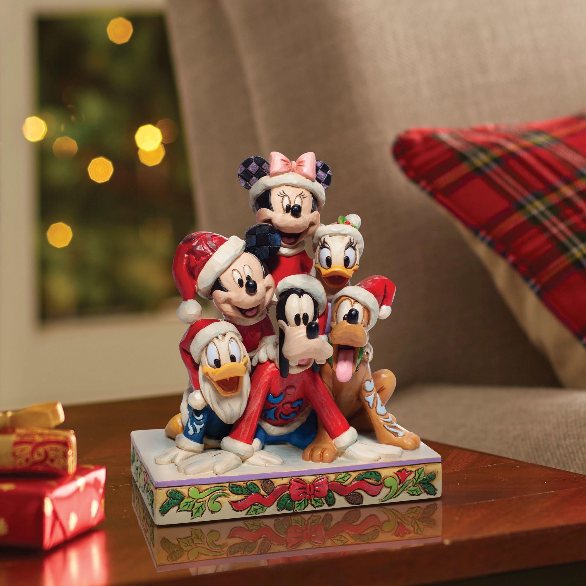 Enesco Jim Shore Disney Traditions Christmas Mickey Mouse and